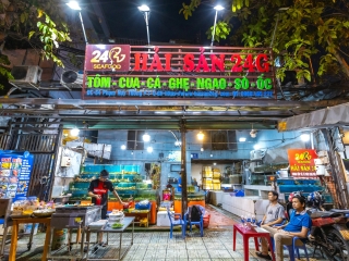Hải sản tươi sống Gò Vấp – Địa chỉ mua hải sản chuẩn tươi, chọn tại hồ, chế biến tại chỗ