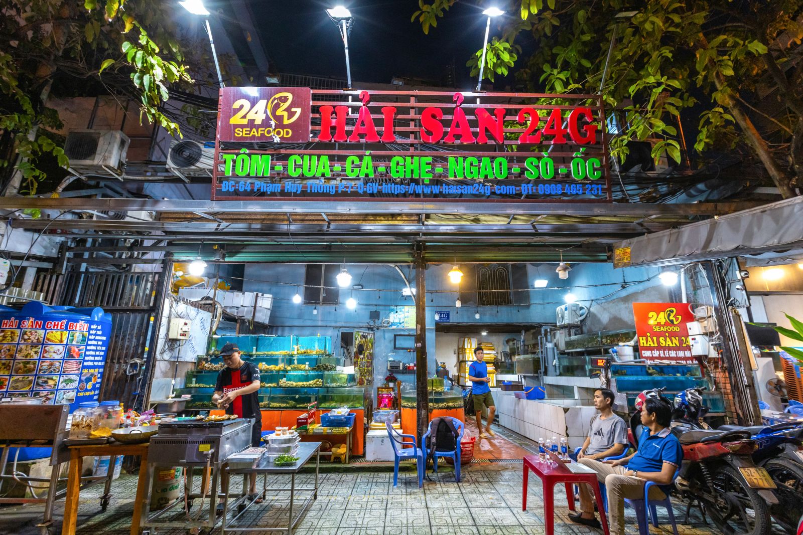 Hải Sản Gò Vấp: Điểm Đến Tươi Sống, Chế Biến Hấp Dẫn & Nguồn Sỉ Lẻ Uy Tín